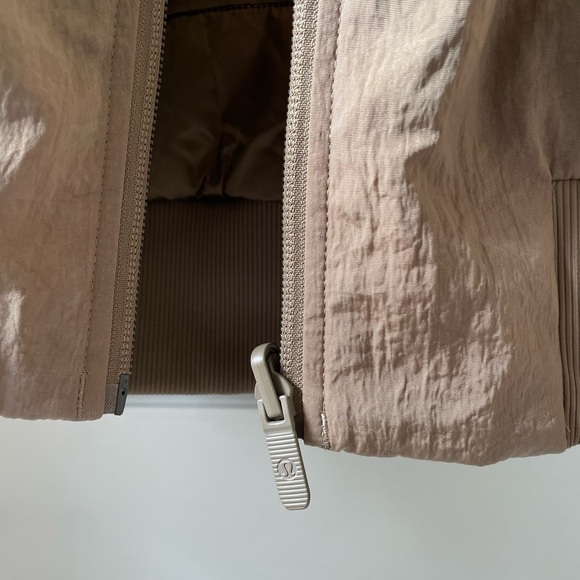Lululemon Non-Stop Bomber Jacket. Reversible! - Picture 11 of 12